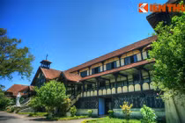 Tòa tổng giám mục bằng gỗ quý độc nhất vô nhị VN