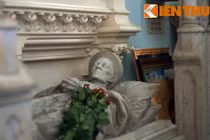 Lăng mộ đặc biệt của đại gia số một Sài Gòn xưa