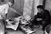 Ảnh độc về hàng rong vỉa hè Sài Gòn năm 1959