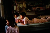 Cận cảnh cuộc sống trong khu Chinatown ở New York năm 1996 (1)