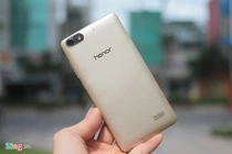 Soi tỉ mỉ smartphone chip 8 nhân, giá bèo ở Việt Nam