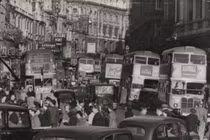 Sau Thế chiến II, dân thành phố London sống như thế nào?