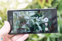 Mở hộp Xperia M5 camera 21MP lấy nét nhanh sắp tới VN 