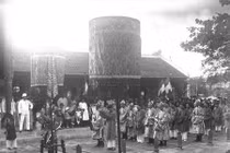 Ảnh độc về lễ tưởng niệm vua Gia Long năm 1926