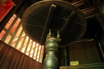 Tận mục chiếc bàn “ma” quay tròn theo ý nghĩ ở VN