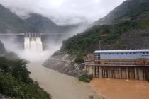 Công an triệu tập hàng loạt đối tượng tung tin vỡ đập ở Nghệ An