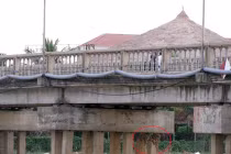 2 cây cầu huyết mạch dễ bị lũ cuốn ở Hội An