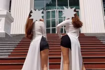 Vụ 2 nữ sinh mặc quần đùi áo dài phản cảm: Xem xét kỷ luật