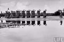 Lính Pháp cuốn cờ rút khỏi Hà Nội 1954 thế nào? 