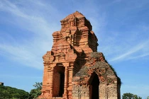 10 kho báu bí ẩn gây xôn xao ở VN (2)