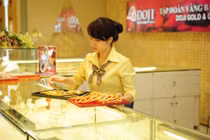 Giá vàng cuối tuần đứng im