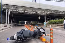 Sập giàn giáo hầm Thủ Thiêm: Công an làm việc với tài xế gây sự cố