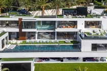 Dinh thự siêu sang vẫn “ế trơ” dù đã giảm giá hơn 100 triệu USD