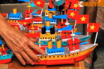 Cận cảnh món đồ chơi Trung thu hot nhất thời bao cấp