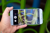 Trên tay Galaxy A8 2016 xanh ngọc xách tay về Việt Nam