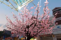 Độc đáo cây đào giả chơi Tết Giáp Ngọ