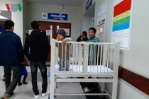 Tiết trời lạnh, ẩm, nhiều trẻ em và người già phải cấp cứu