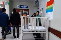 Tiết trời lạnh, ẩm, nhiều trẻ em và người già phải cấp cứu