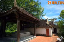 Cận cảnh khu lăng mộ của vua Mai Hắc Đế 