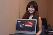 Cận cảnh laptop chơi game Asus ROG G752 giá gần 50 triệu đồng