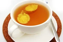 Sai lầm hay gặp nhất của phụ nữ khi uống nước mật ong