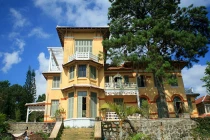 Chiêm ngưỡng biệt điện của Nam Phương Hoàng Hậu