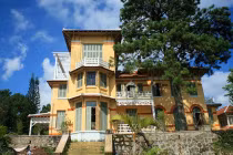 Chiêm ngưỡng biệt điện của Nam Phương Hoàng Hậu