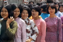 Ảnh đặc biệt về Huế và Sài Gòn năm 1972 của Bruno barbey 