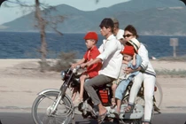 Bộ ảnh cực độc về xe máy ở Nha Trang năm 1969