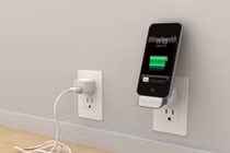  5 thói quen cần bỏ ngay khi sạc pin iPhone 