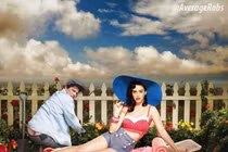 Loạt ảnh không đỡ nổi của “thánh photoshop” Average Rob