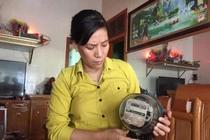 Người dân bị cắt điện vì “tố giá điện cao” trên Facebook