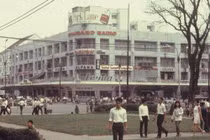 Ảnh Sài Gòn đẹp lãng mạn năm 1967 qua ảnh của Tom Twitty
