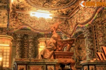 Soi từng chi tiết ngôi mộ tráng lệ độc nhất của vua Khải Định