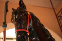 Cận cảnh bức tượng ngựa có số phận kỳ lạ nhất VN