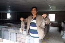 Thu 6 tỷ đồng mỗi năm từ...20 cặp chuột