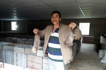 Thu 6 tỷ đồng mỗi năm từ...20 cặp chuột