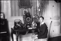 Hình độc về thời trẻ ở nước ngoài của vua Bảo Đại