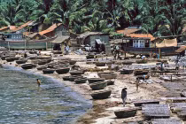 Kho ảnh khổng lồ về VN 1991-1993: Vẻ đẹp của làng cá