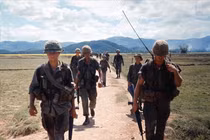 Ảnh độc về Sư đoàn dù 101 của Mỹ ở Việt Nam 