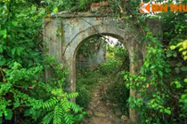 Cảnh lạnh người ở cung điện hoang phế của vua Gia Long