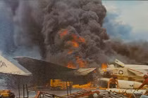 Thảm họa tàu sân bay Mỹ ở vịnh Bắc Bộ 1967 (1)