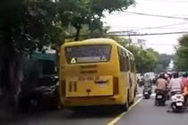 Xe buýt bị phạt "nguội" từ ảnh người dân đưa lên Facebook
