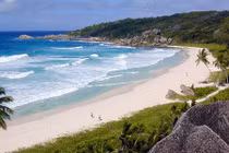 Điểm danh 20 bãi biển đẹp nhất thế giới của CNN