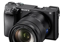  Cận cảnh máy ảnh Sony A6300 “kỷ lục lấy nét” vừa xuất hiện