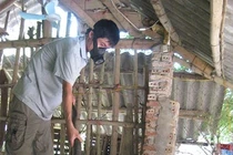 Kỳ lạ tỷ phú miền sơn cước cưng rắn như con