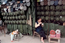 Ảnh chất về Hà Nội năm 1994-1995 của Bruno Barbey (1)