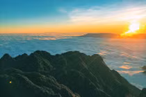 Lên Sapa săn tuyết xưa rồi, ngắm hoàng hôn trên Fansipan mới là “hot-trend” 