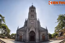 Nhà thờ đá cổ “độc đáo nhất Đông Dương” ở xứ Nghệ
