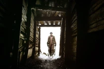 Sự thật "sốc" bên trong những mỏ than tối tăm